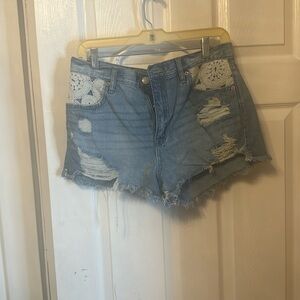Aeeopostale size 10 jean shorts lace